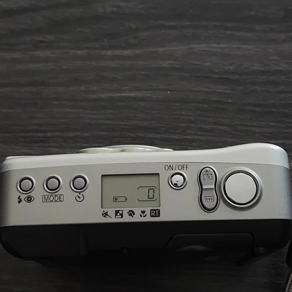 Canon Sure Shot 90U 35mm‎ Point & Shoot Film Camera TESTED and Working - Picture 8 of 13